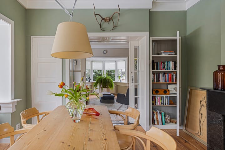 Photo 18 of Plantsoenstraat 7