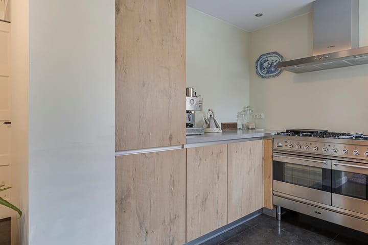 Photo 26 of Plantsoenstraat 7