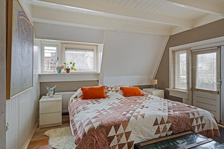 Photo 45 of Plantsoenstraat 7