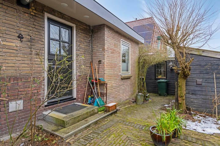 Photo 64 of Plantsoenstraat 7