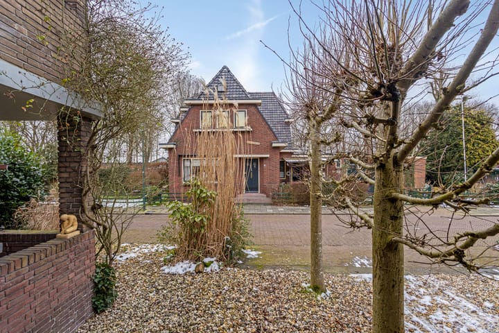 Photo 74 of Plantsoenstraat 7