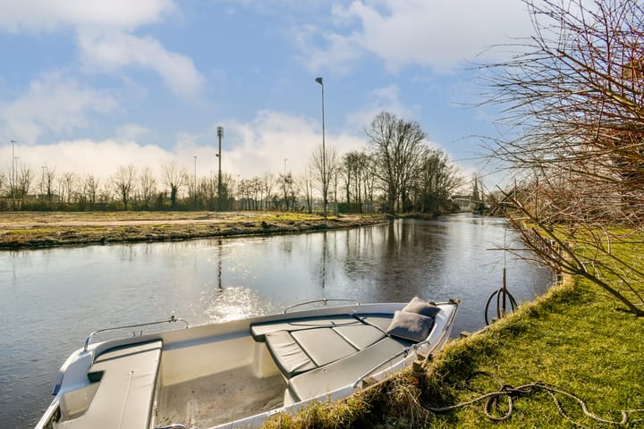 Foto 6 van Drs. J. van Disweg 8