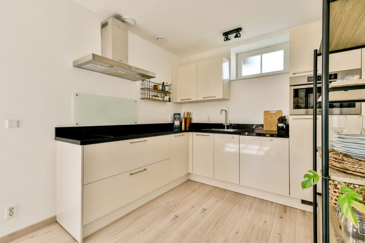 Foto 16 van Drs. J. van Disweg 8