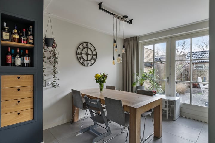 Foto 12 van Jasmijnstraat 11