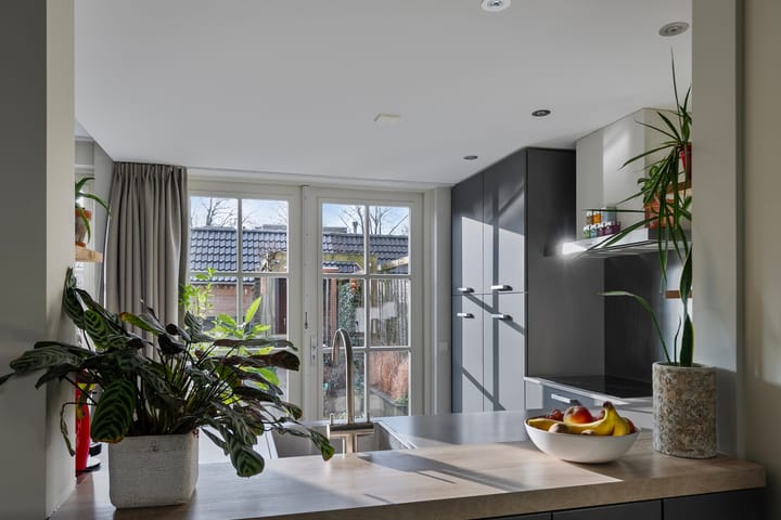 Foto 16 van Jasmijnstraat 11