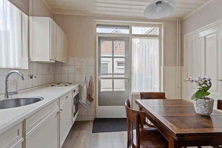 Foto 13 van Herpenstraat 104