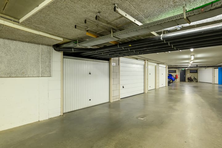 Foto 3 van Peter van Anrooylaan 241