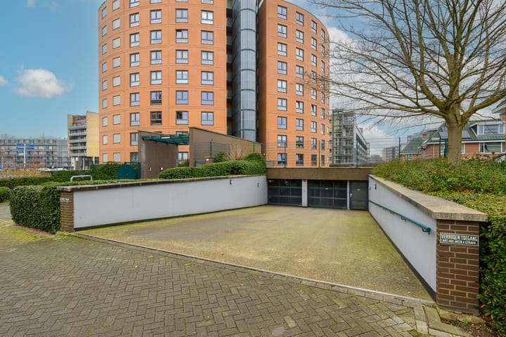 Photo 35 of Peter van Anrooylaan 241