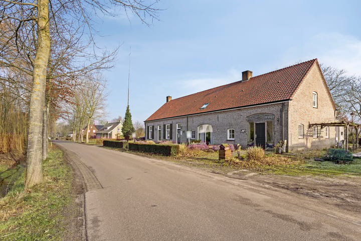 Venushoek 26