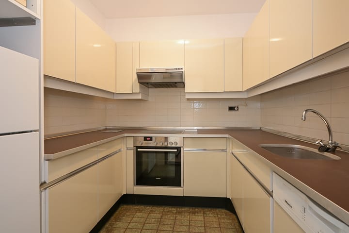 Photo 7 of Stoeplaan 9-F35