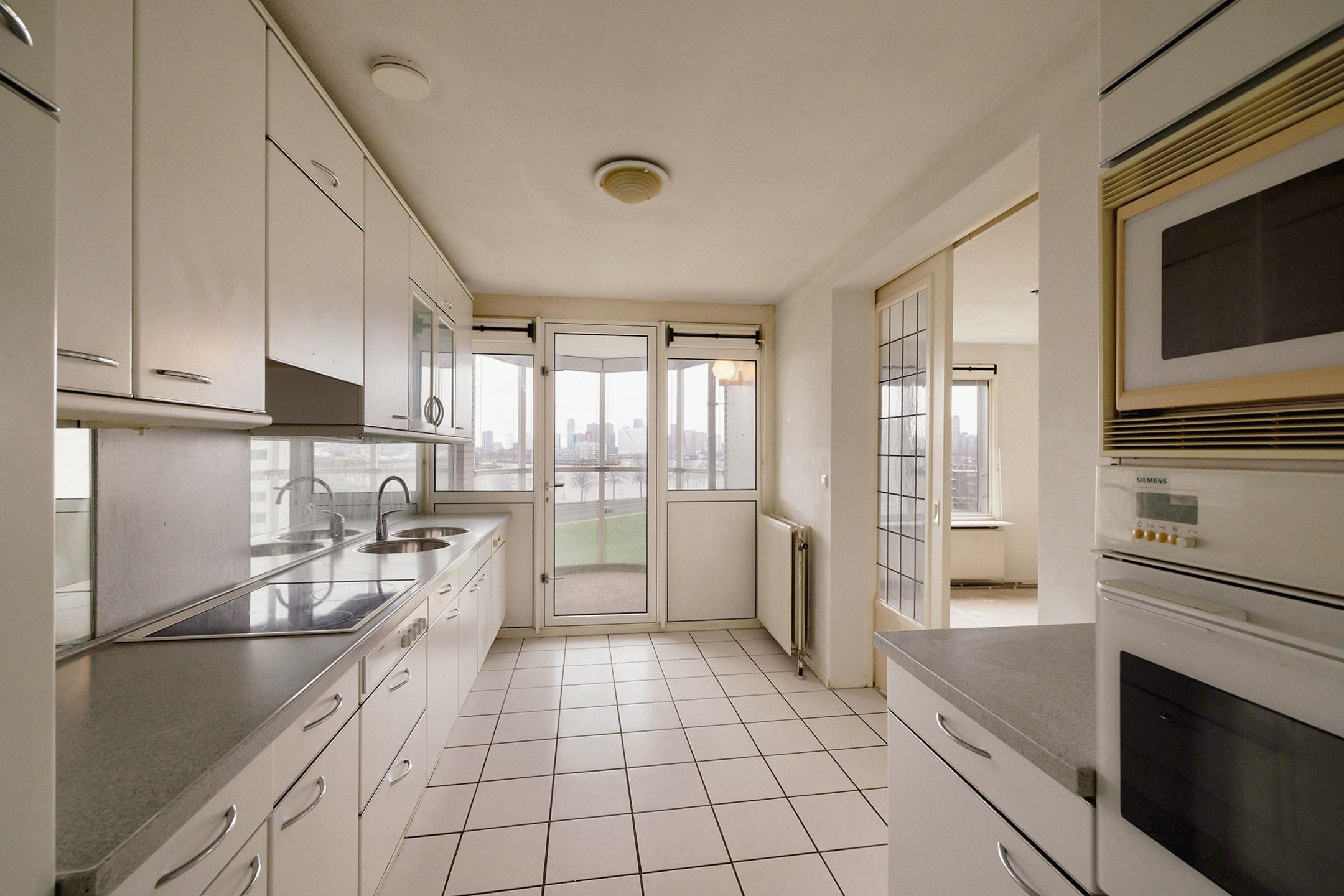 Photo 33 of Oostmaaslaan 842