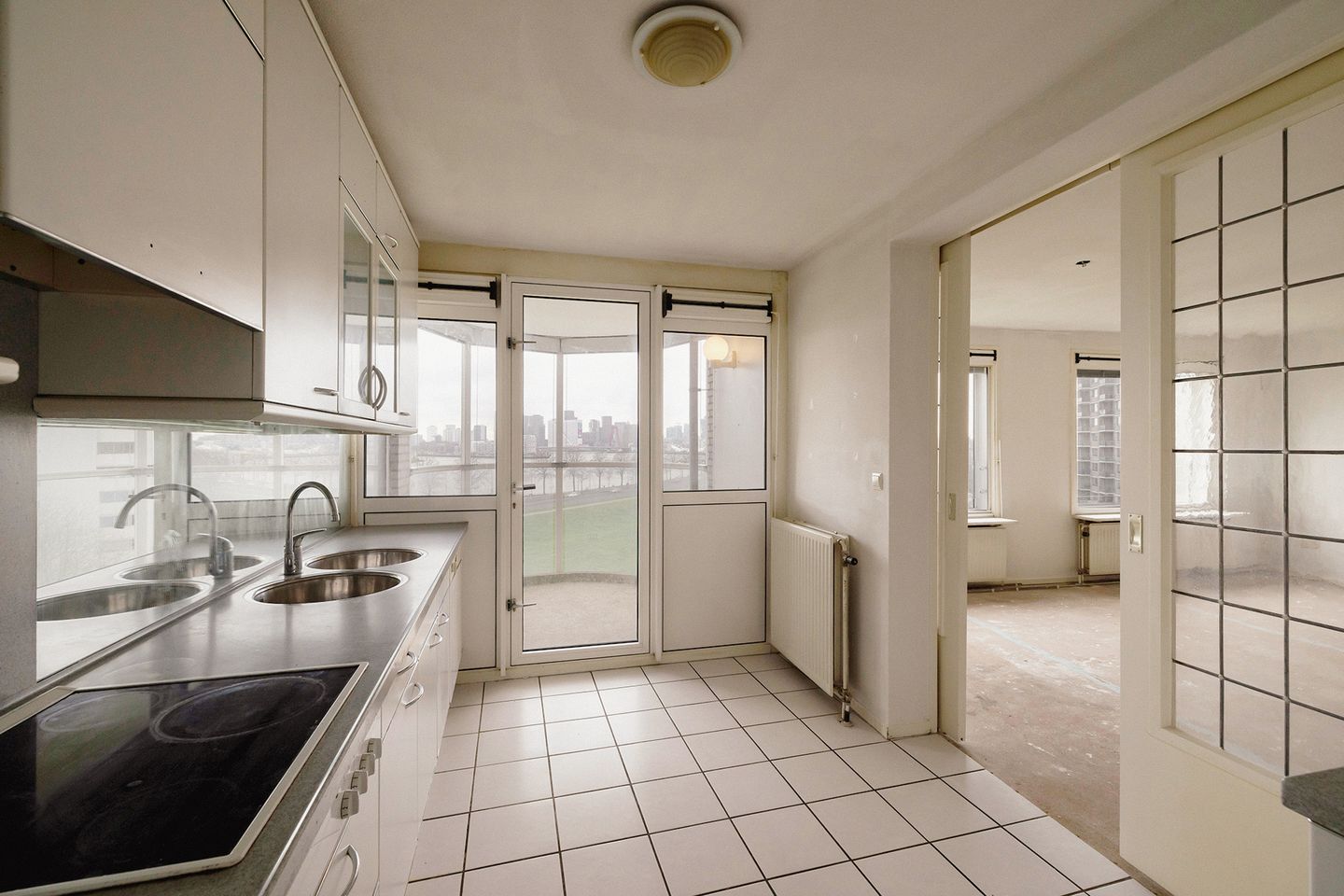 Photo 34 of Oostmaaslaan 842