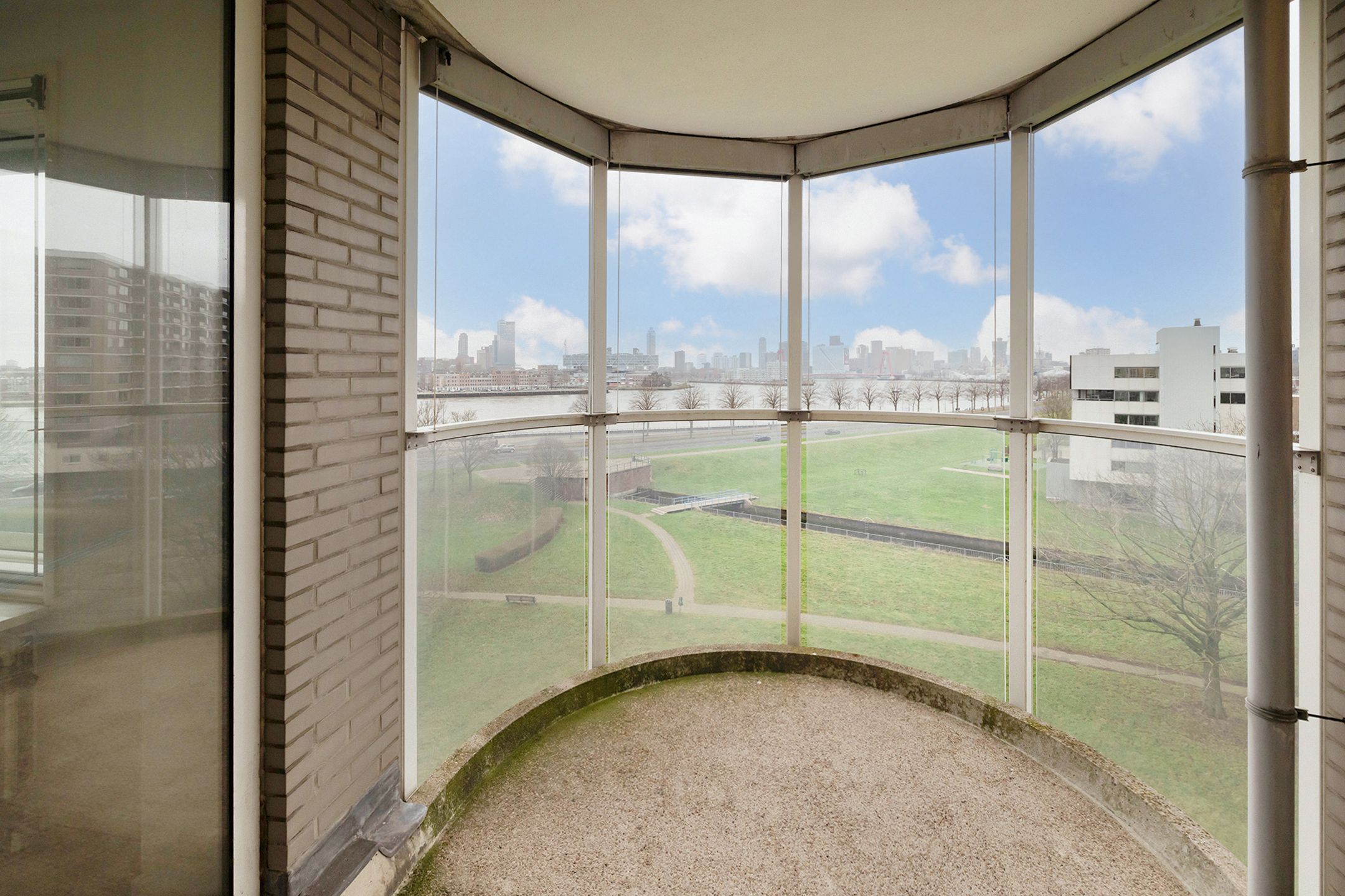 Photo 36 of Oostmaaslaan 842