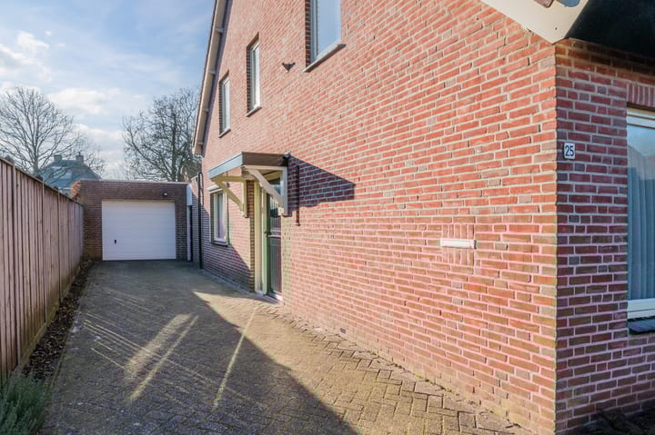 Foto 28 van Donatusstraat 25