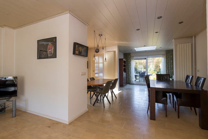 Foto 2 van Anton van Duinkerkenlaan 1