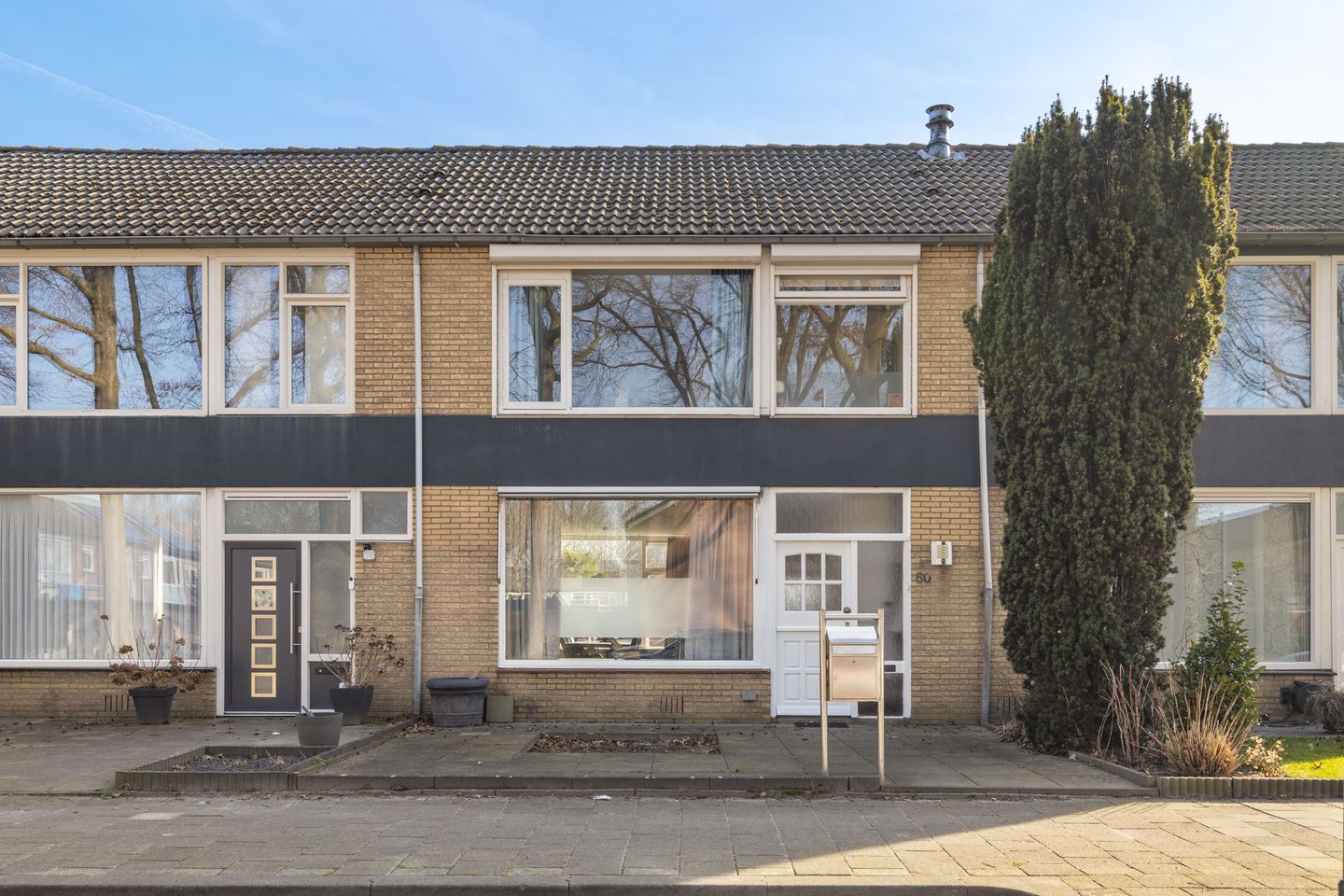 Foto 1 van Borodinstraat 60