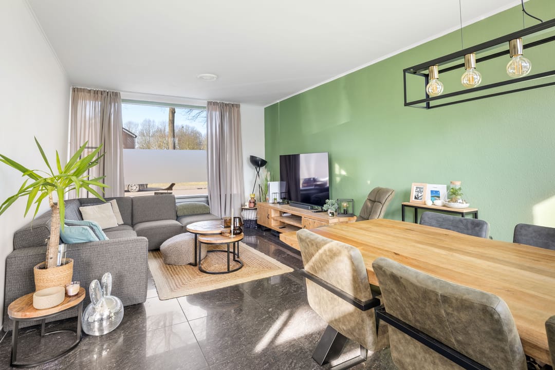 Foto 2 van Borodinstraat 60