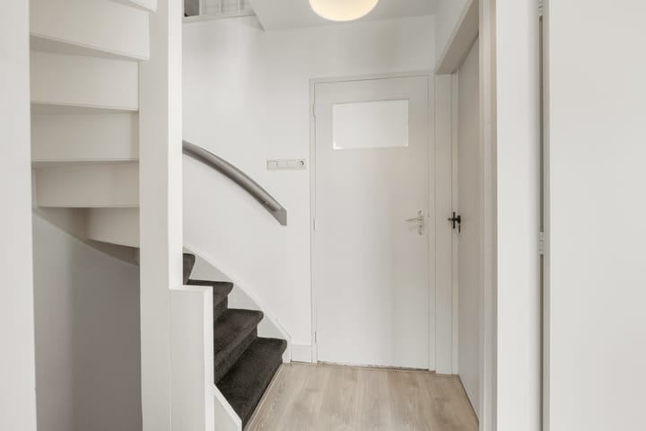 Foto 15 van Borodinstraat 60