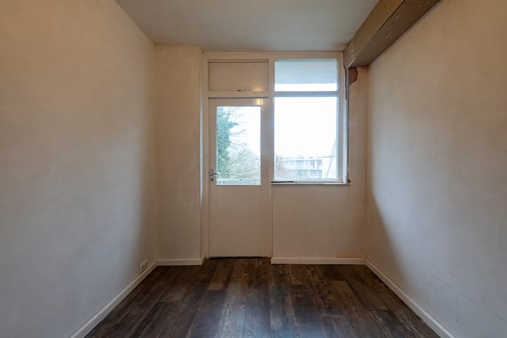 Foto 15 van Beneluxlaan 5