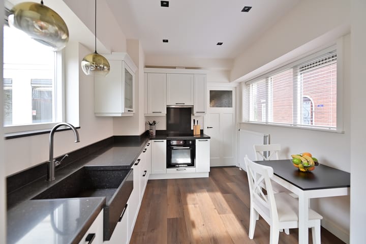 Foto 11 van Eemnesserweg 242