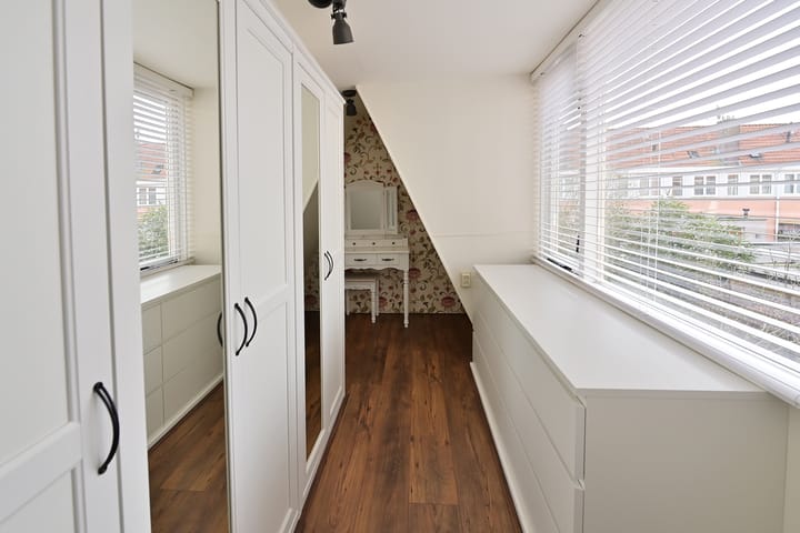 Foto 15 van Eemnesserweg 242