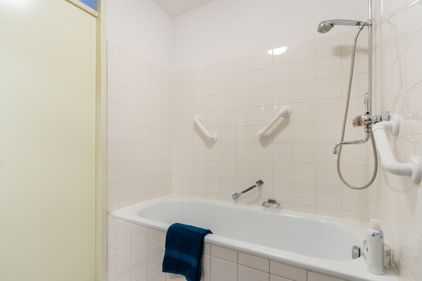 Foto 10 van Valkenierstraat 1