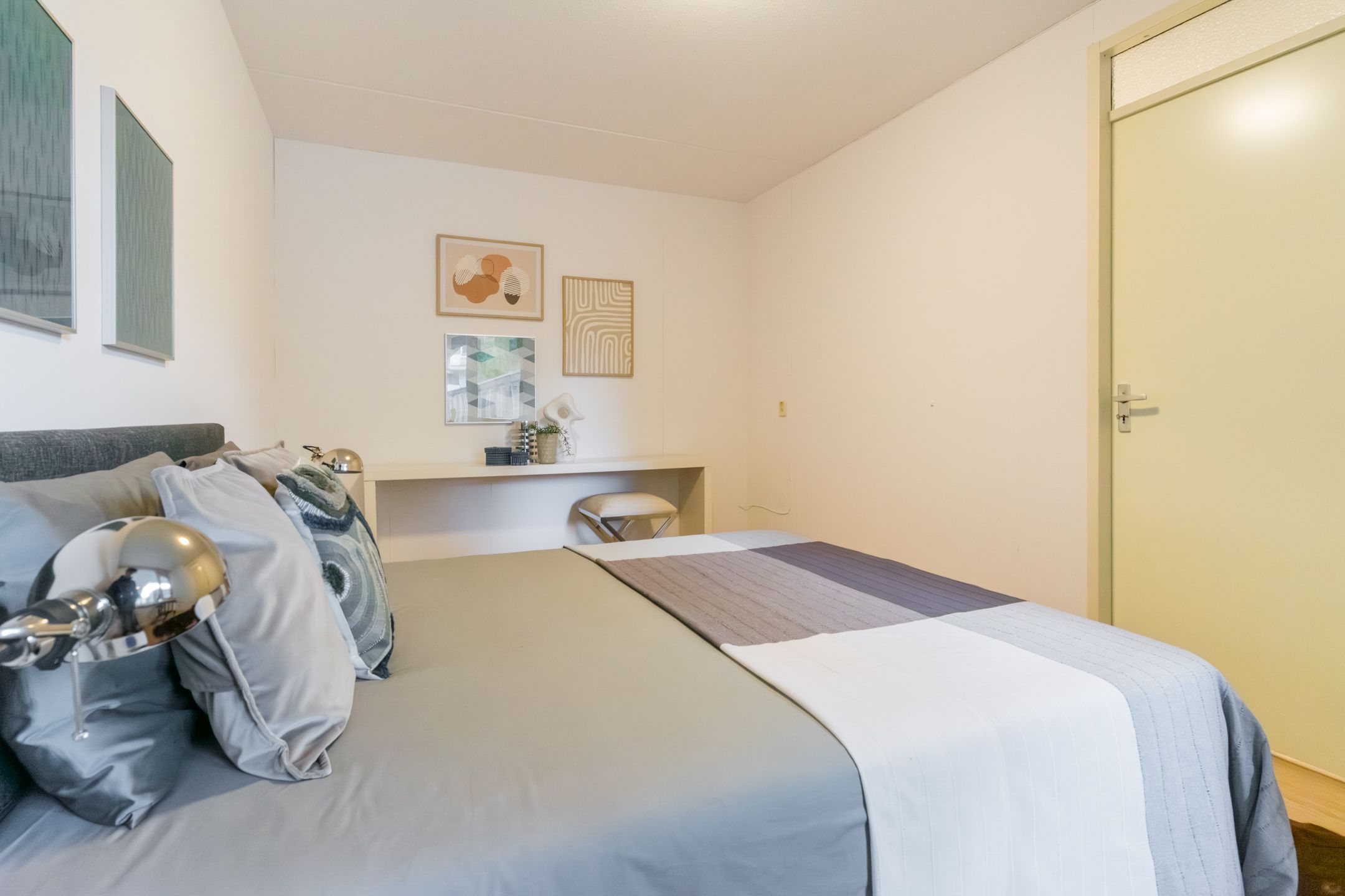 Foto 12 van Valkenierstraat 1