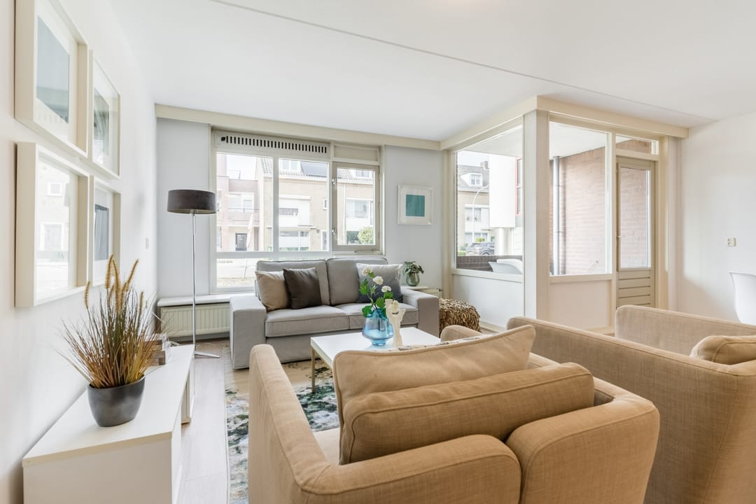 Foto 17 van Valkenierstraat 1