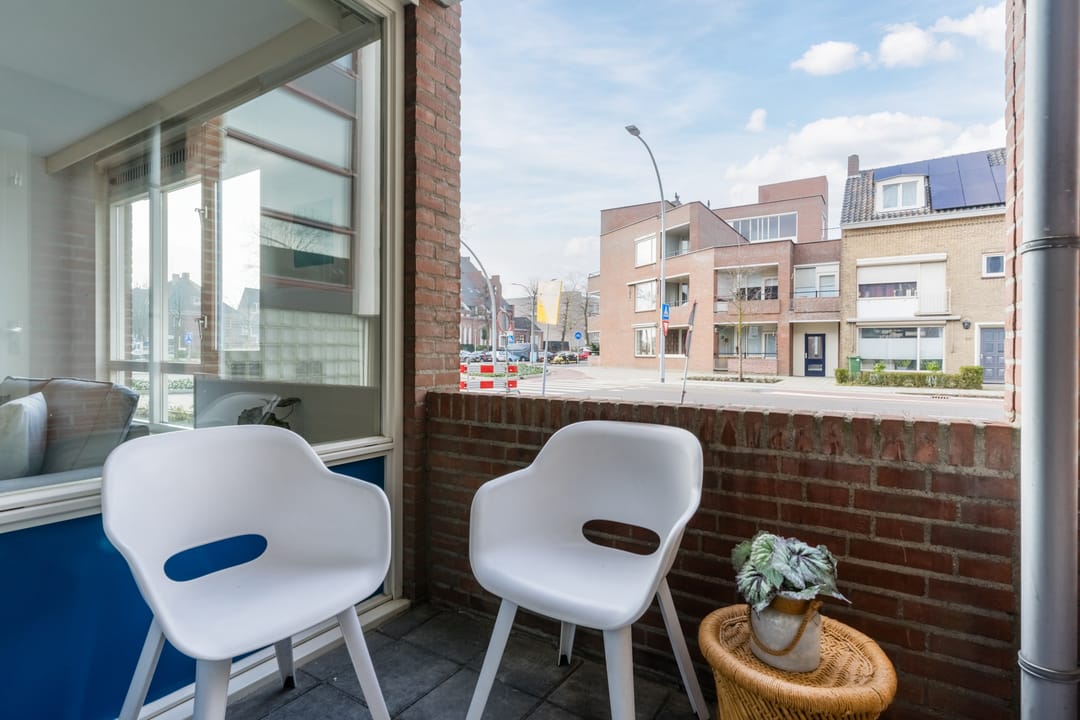 Foto 23 van Valkenierstraat 1