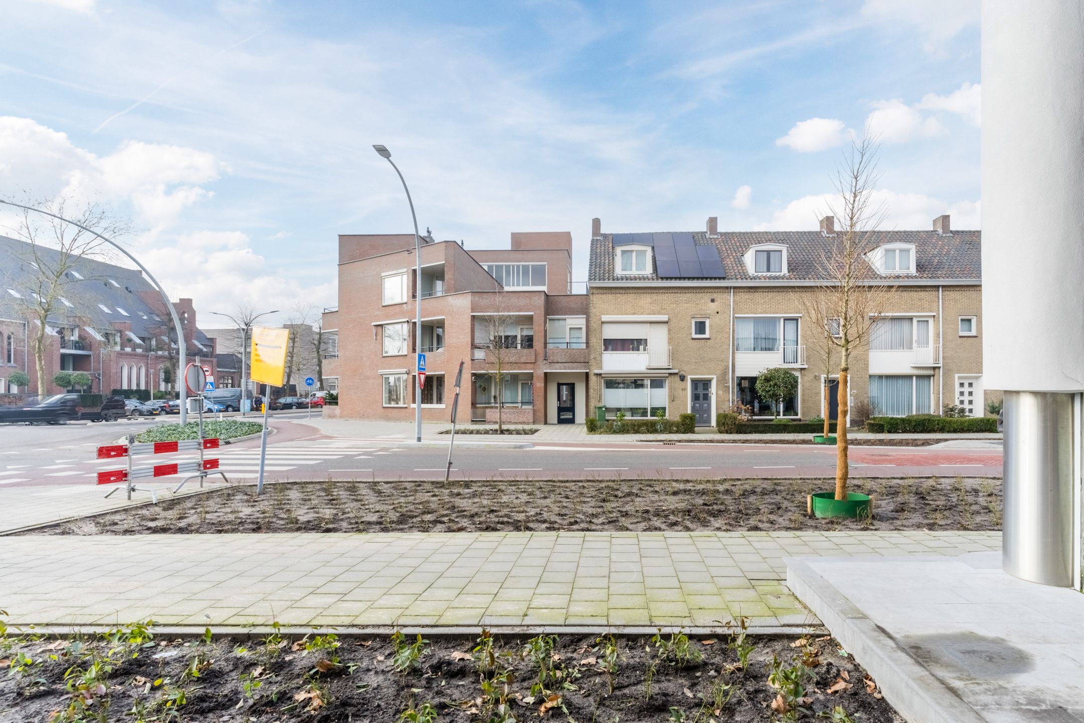 Foto 24 van Valkenierstraat 1