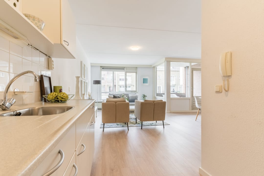 Foto 26 van Valkenierstraat 1