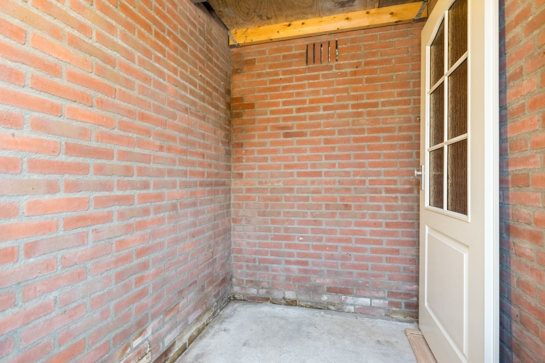 Foto 27 van Valkenierstraat 1