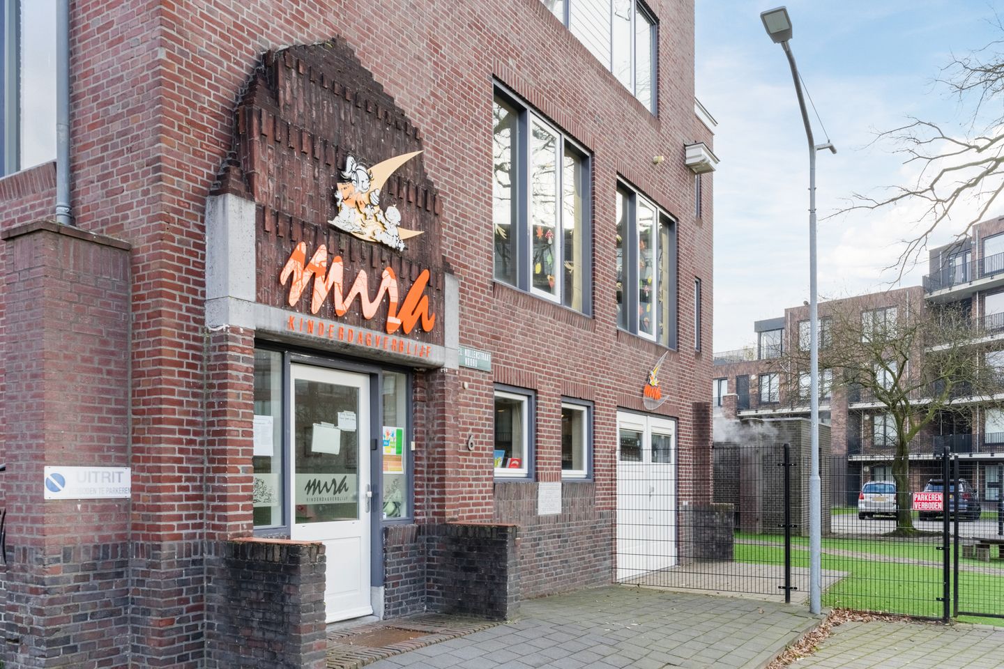 Foto 34 van Valkenierstraat 1