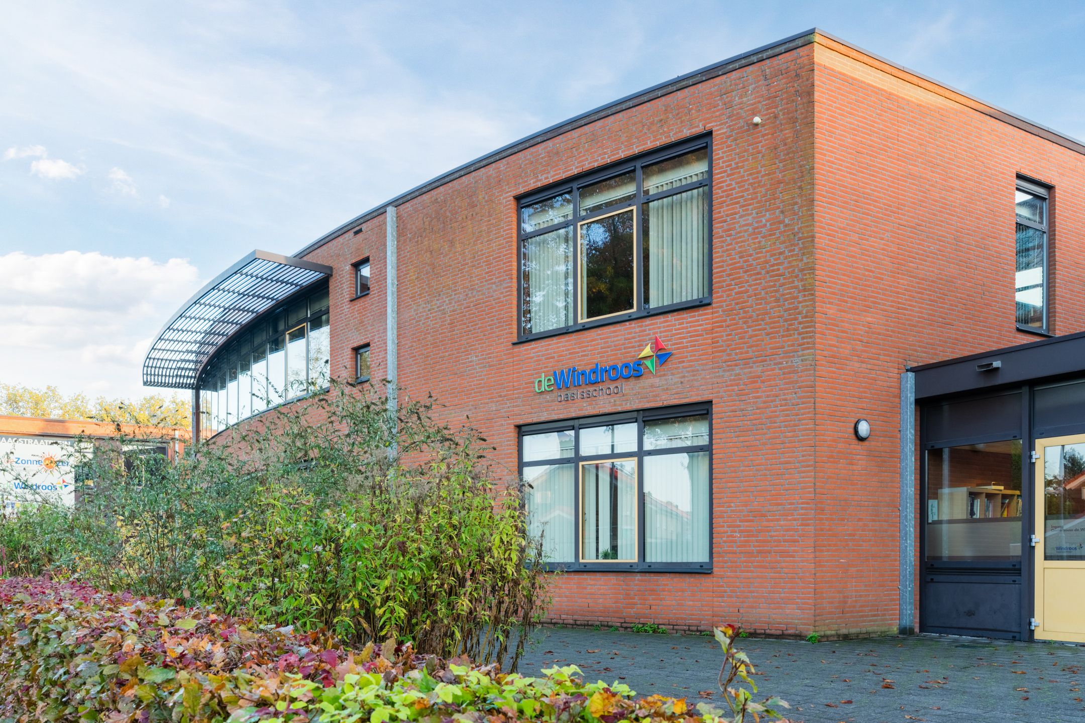 Foto 33 van Valkenierstraat 1