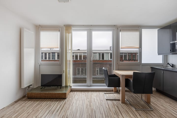 Foto 41 van Van Musschenbroekstraat 61