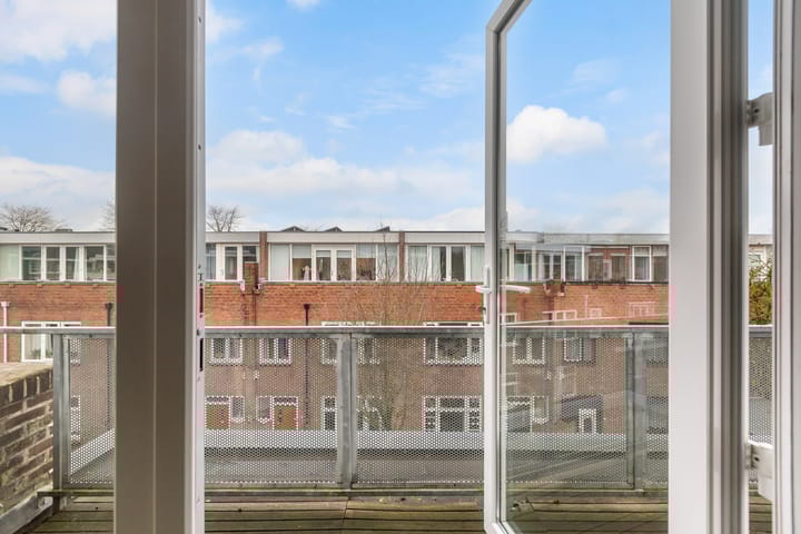 Foto 44 van Van Musschenbroekstraat 61