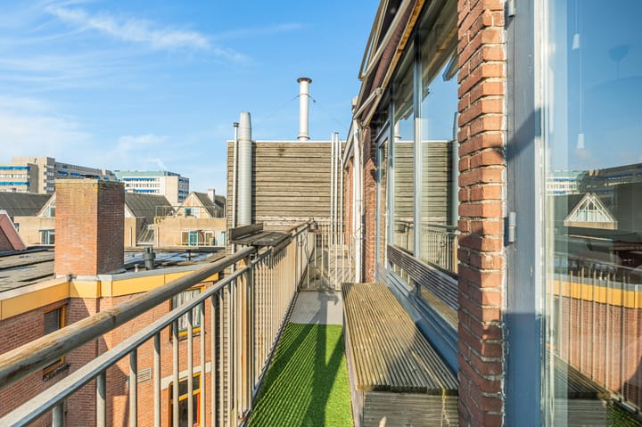 Foto 15 van Beukenplein 12-4