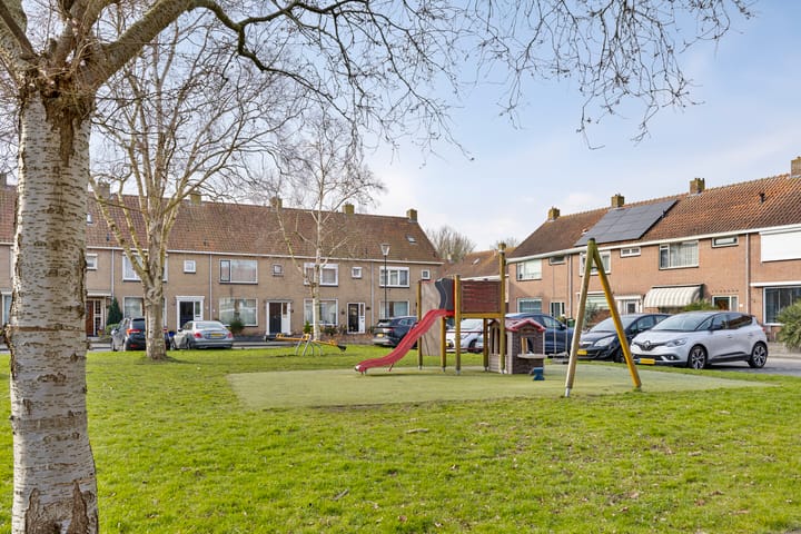 Foto 35 van Scholeksterstraat 13