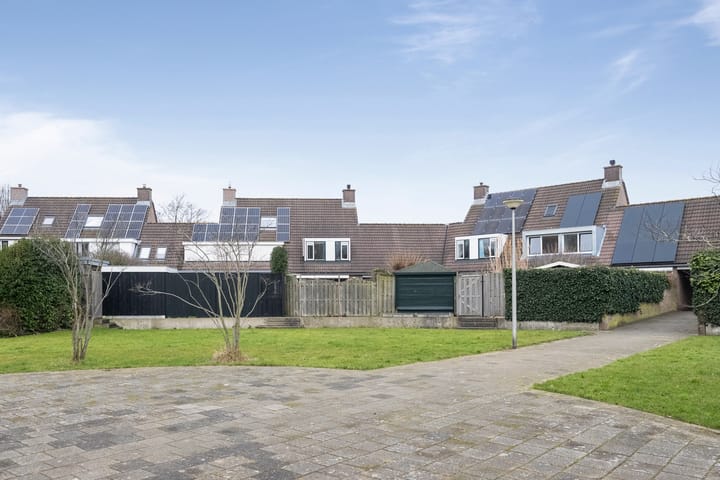 Foto 48 van Beatrixplantsoen 17