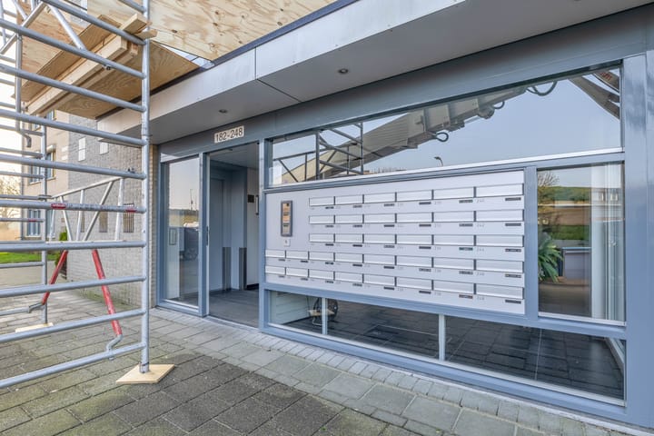 Foto 10 van Lehárstraat 238