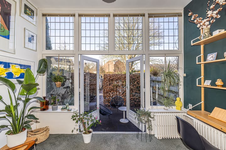 Foto 18 van Weeresteinstraat 9