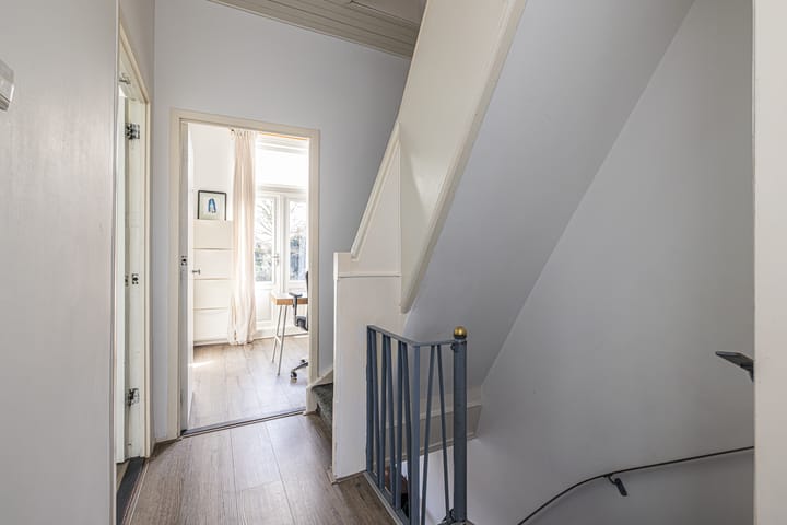 Foto 32 van Weeresteinstraat 9