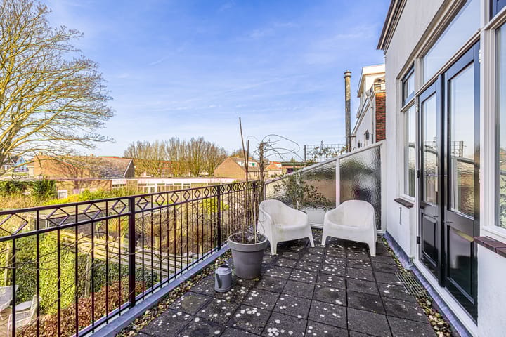 Foto 39 van Weeresteinstraat 9