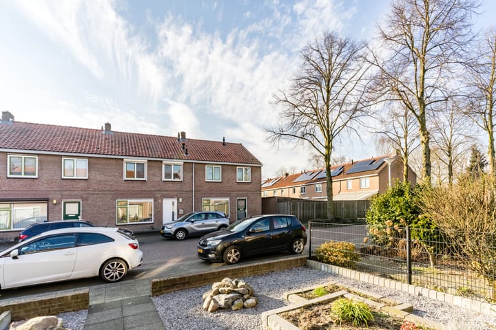 Foto 6 van Spinetstraat 4