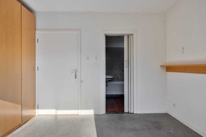 Photo 18 of Romuluslaan 41