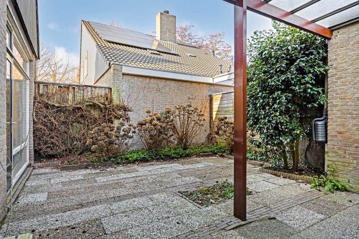 Photo 36 of Romuluslaan 41