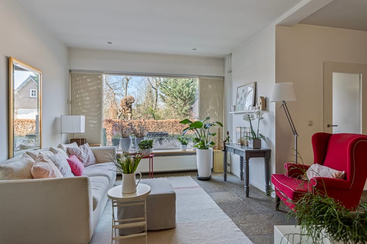 Foto 9 van Adelheid van Voornstraat 8