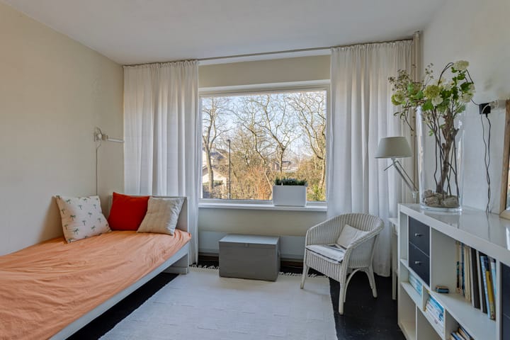 Foto 30 van Adelheid van Voornstraat 8