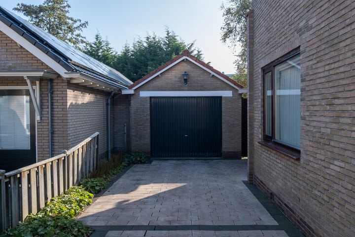 Foto 31 van Bickerstraat 46