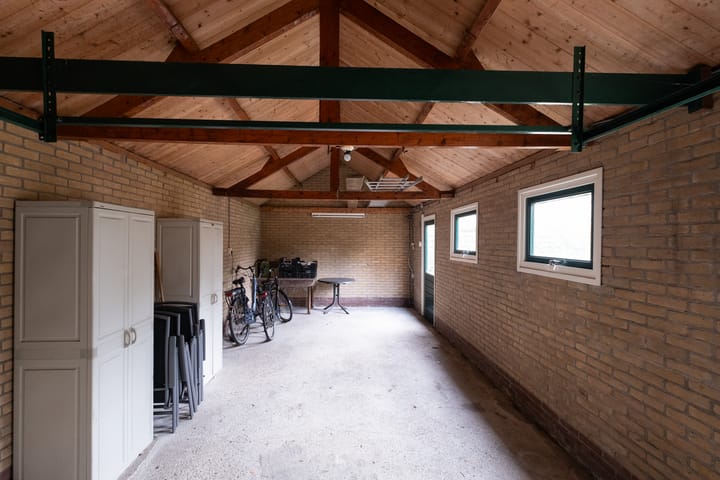 Foto 33 van Bickerstraat 46